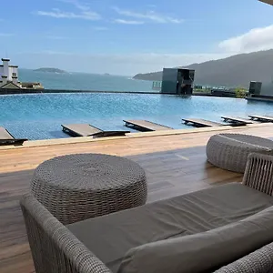 Fantastico, Piscina Vista Mar Apartamento